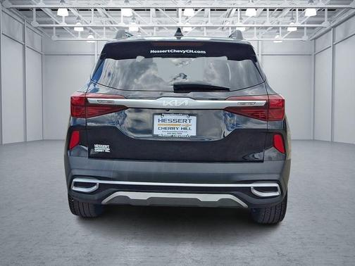 Cherry Black 2023 Kia Seltos Nightfall Edition