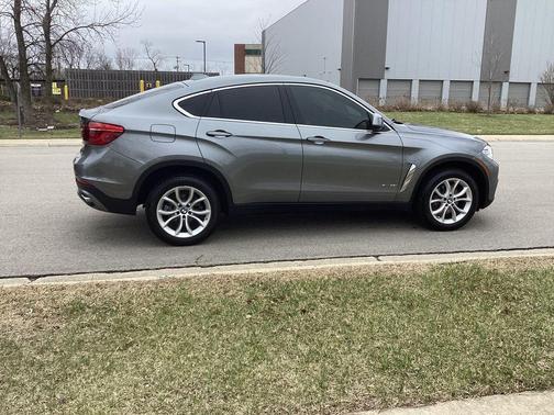 Space Gray Metallic 2015 BMW X6 xDrive35i
