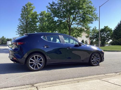 2021 Mazda Mazda3 AWD w/Preferred Package