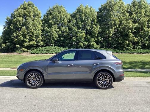 2019 Porsche Cayenne S