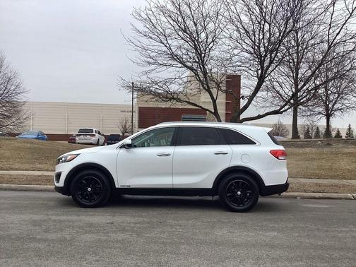 2018 Kia Sorento LX
