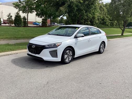 2017 Hyundai IONIQ Hybrid Blue