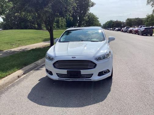 2015 Ford Fusion SE