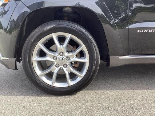 Brilliant Black Crystal Pearlcoat 2015 Jeep Grand Cherokee Summit