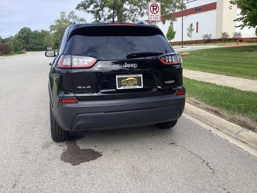Diamond Black 2019 Jeep Cherokee Latitude Plus