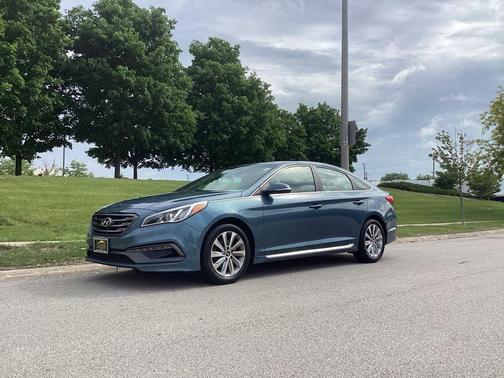 Nouveau Blue 2016 Hyundai SONATA Sport