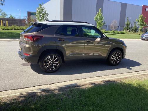 Zeus Bronze Metallic 2021 Chevrolet Trailblazer ACTIV