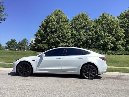 2020 Tesla Model 3 Performance