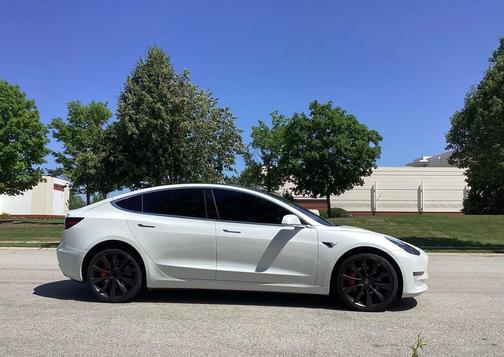 2020 Tesla Model 3 Performance