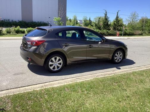 2014 Mazda Mazda3 i Sport