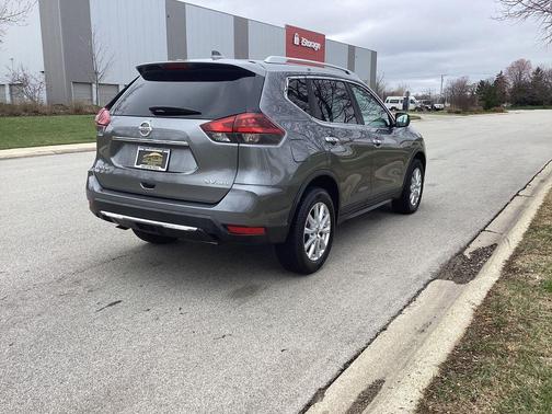 Gun Metallic 2018 Nissan Rogue SV
