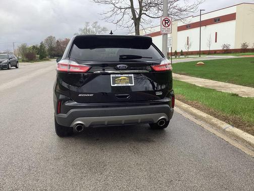 Agate Black Metallic 2019 Ford Edge SEL