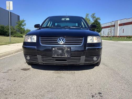 2003 Volkswagen Passat GLX V6 4Motion