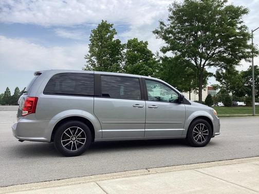 2014 Dodge Grand Caravan AVP/SE