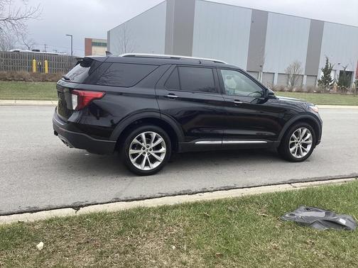 2021 Ford Explorer Platinum
