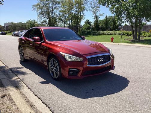 Venetian Ruby 2015 INFINITI Q50 Sport