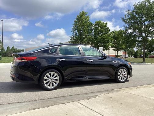 2018 Kia Optima LX