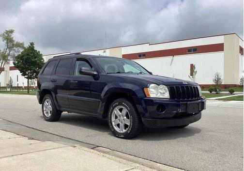 2006 Jeep Grand Cherokee Laredo