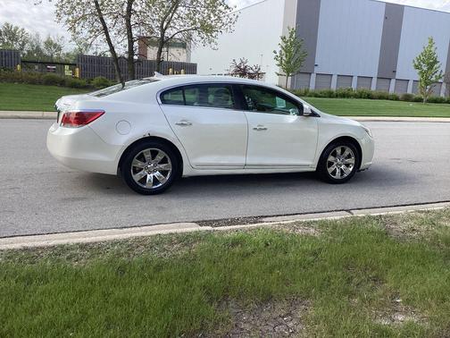 White Diamond Tri-Coat 2010 Buick LaCrosse CXL