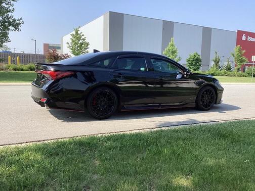 2020 Toyota Avalon TRD