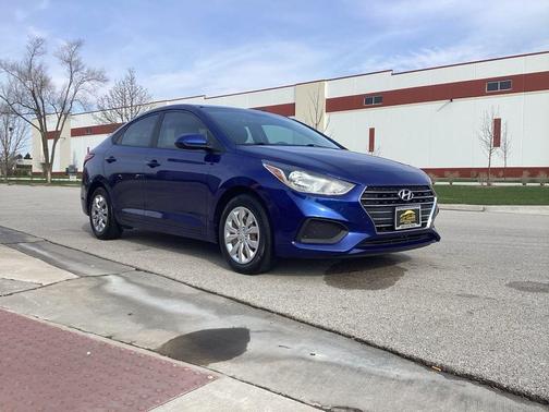 Admiral Blue 2018 Hyundai Accent SE