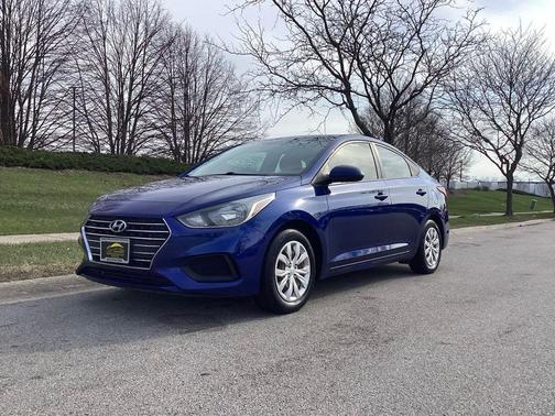 Admiral Blue 2018 Hyundai Accent SE