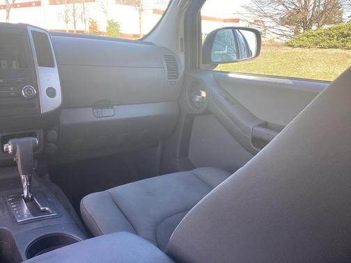 2012 Nissan Xterra S