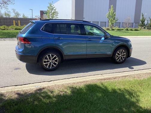 Silk Blue Metallic 2019 Volkswagen Tiguan 2.0T SE