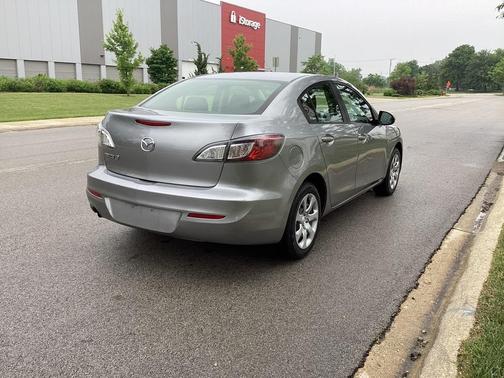 2013 Mazda Mazda3 i SV