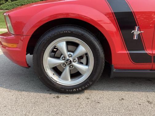 2007 Ford Mustang Premium