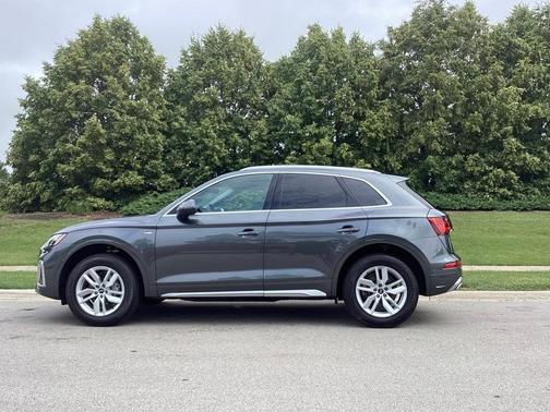 2023 Audi Q5 45 S line quattro Premium