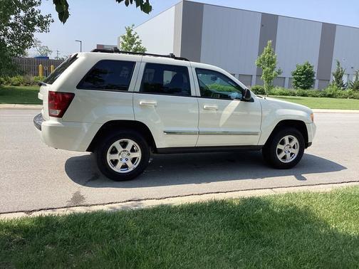 2010 Jeep Grand Cherokee Laredo