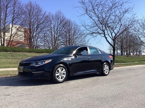 Ebony Black 2018 Kia Optima LX