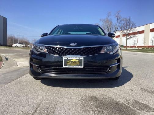 Ebony Black 2018 Kia Optima LX