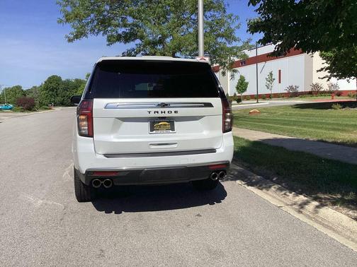 Iridescent Pearl Tricoat 2023 Chevrolet Tahoe High Country