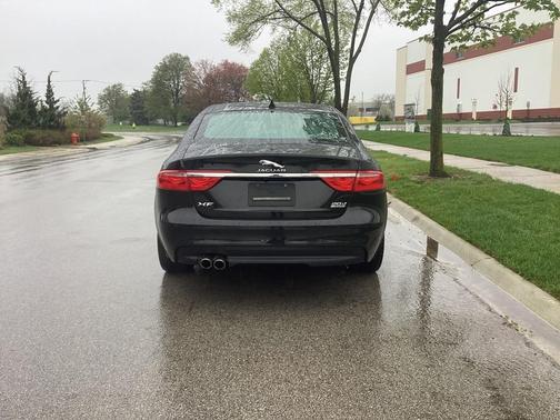 2017 Jaguar XF 20d Prestige