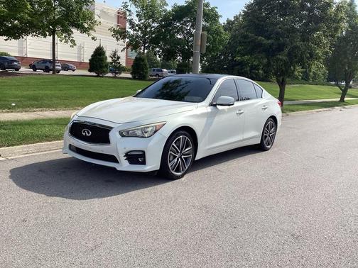 2014 INFINITI Q50 Sport