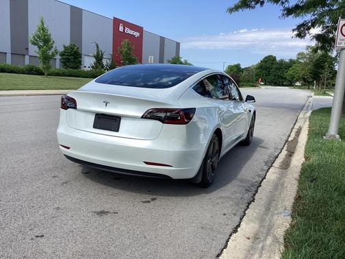 2020 Tesla Model 3 Standard Range Plus