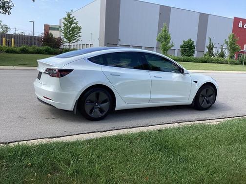 2020 Tesla Model 3 Standard Range Plus