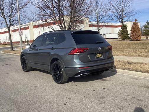 2021 Volkswagen Tiguan 2.0T SE R-Line Black