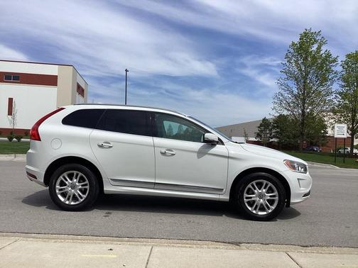 2015 Volvo XC60 T5 Premier