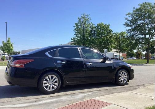 Super Black 2013 Nissan Altima 2.5 S