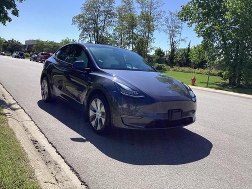 2022 Tesla Model Y Long Range