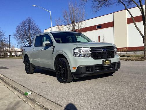 2023 Ford Maverick Lariat
