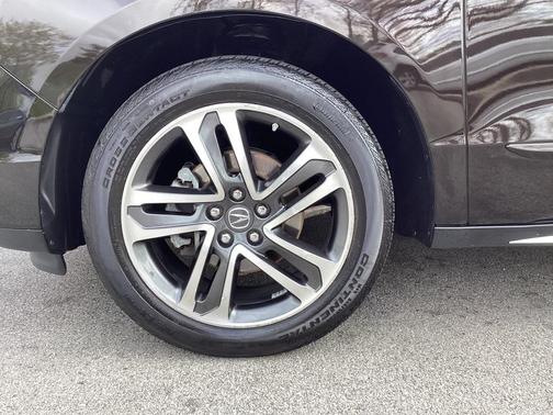 2017 Acura MDX 3.5L w/Advance Package
