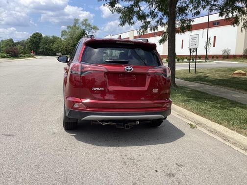 2018 Toyota RAV4 XLE