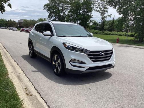 2016 Hyundai TUCSON Sport