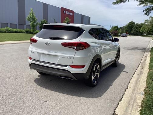 2016 Hyundai TUCSON Sport