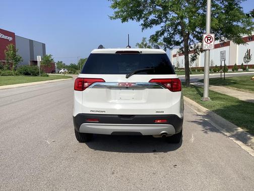 2019 GMC Acadia SLE-2