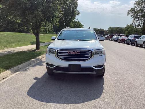 2019 GMC Acadia SLE-2